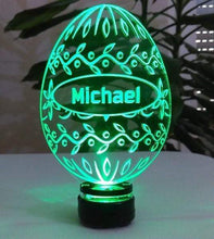 Laden Sie das Bild in den Galerie-Viewer, topgraveure Geschenk Dekor Michael grün Oster Dekor Osterei Geschenk IHR NAME Ostertag LED-Beleuchtung
